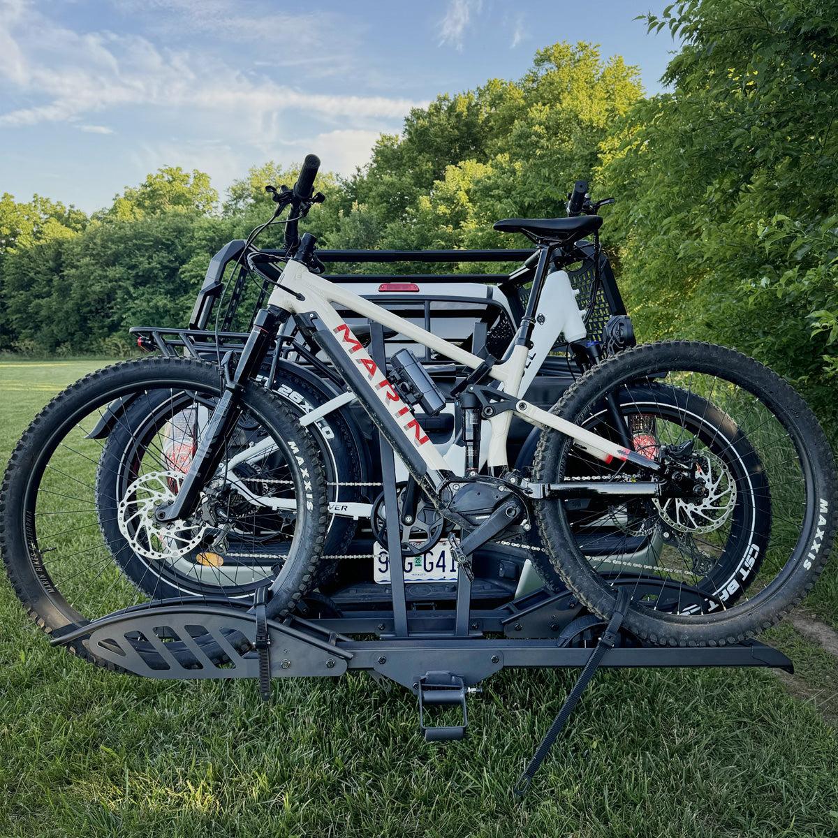 2-Bike Hitch Electric Bike Rack, Folding Fat Tire E-Bike Carrier, 200 LBS Capacity, Fits 2'' Receiver